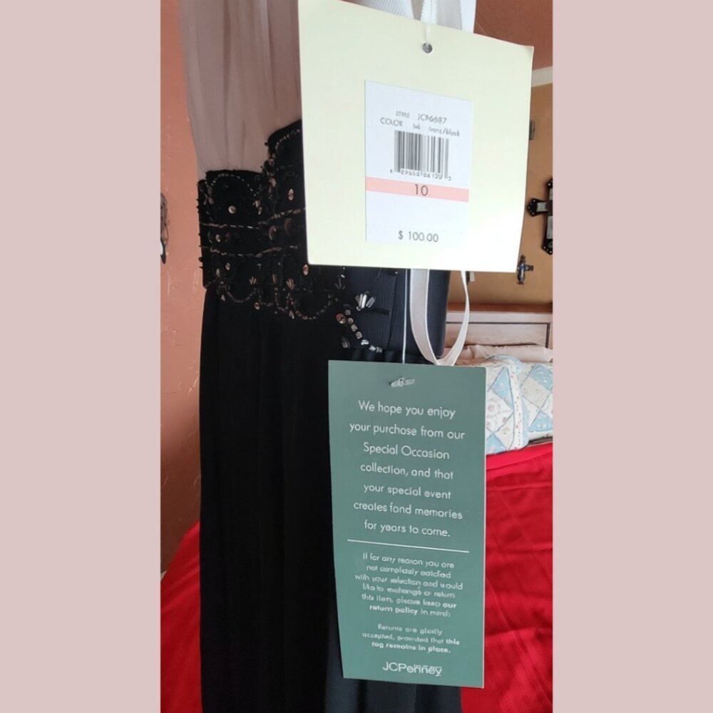 La Nouvelle Renaissance Black & Ivory Halter Dress Size 10 Beaded Waist NWT - Picture 5 of 5